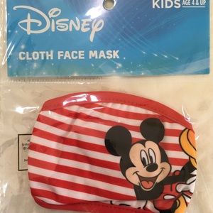 Mickey Mouse cloth face mask for kids